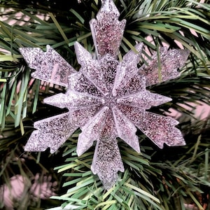 Resin snowflake ornament, great gift idea or decoration for the holiday season